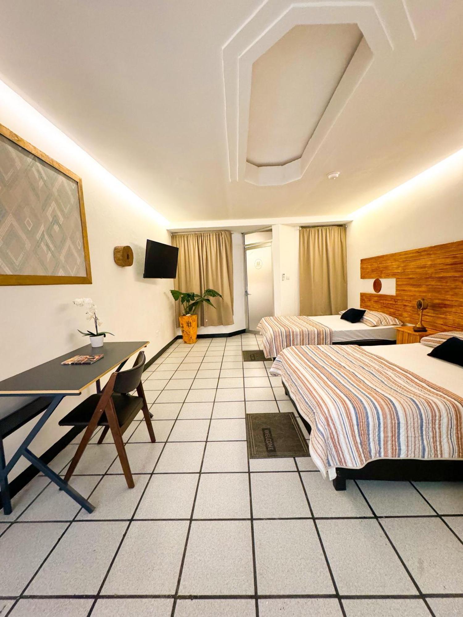 Hotel Sexta Avenida Тапачула Экстерьер фото